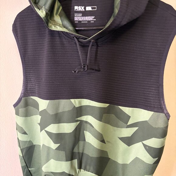 RSX sleeveless camo hoodie - Picture 1 of 3